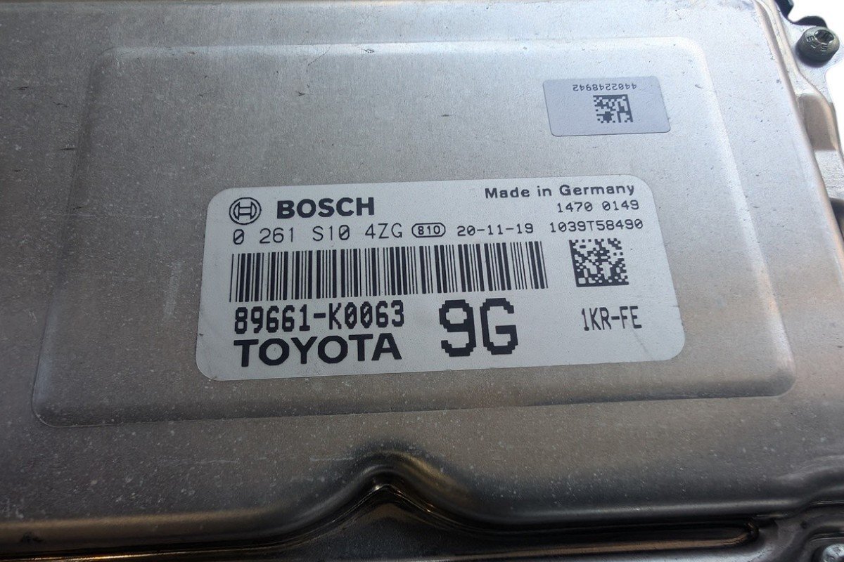 TOYOTA YARIS ECU 89661-K0063 image 2